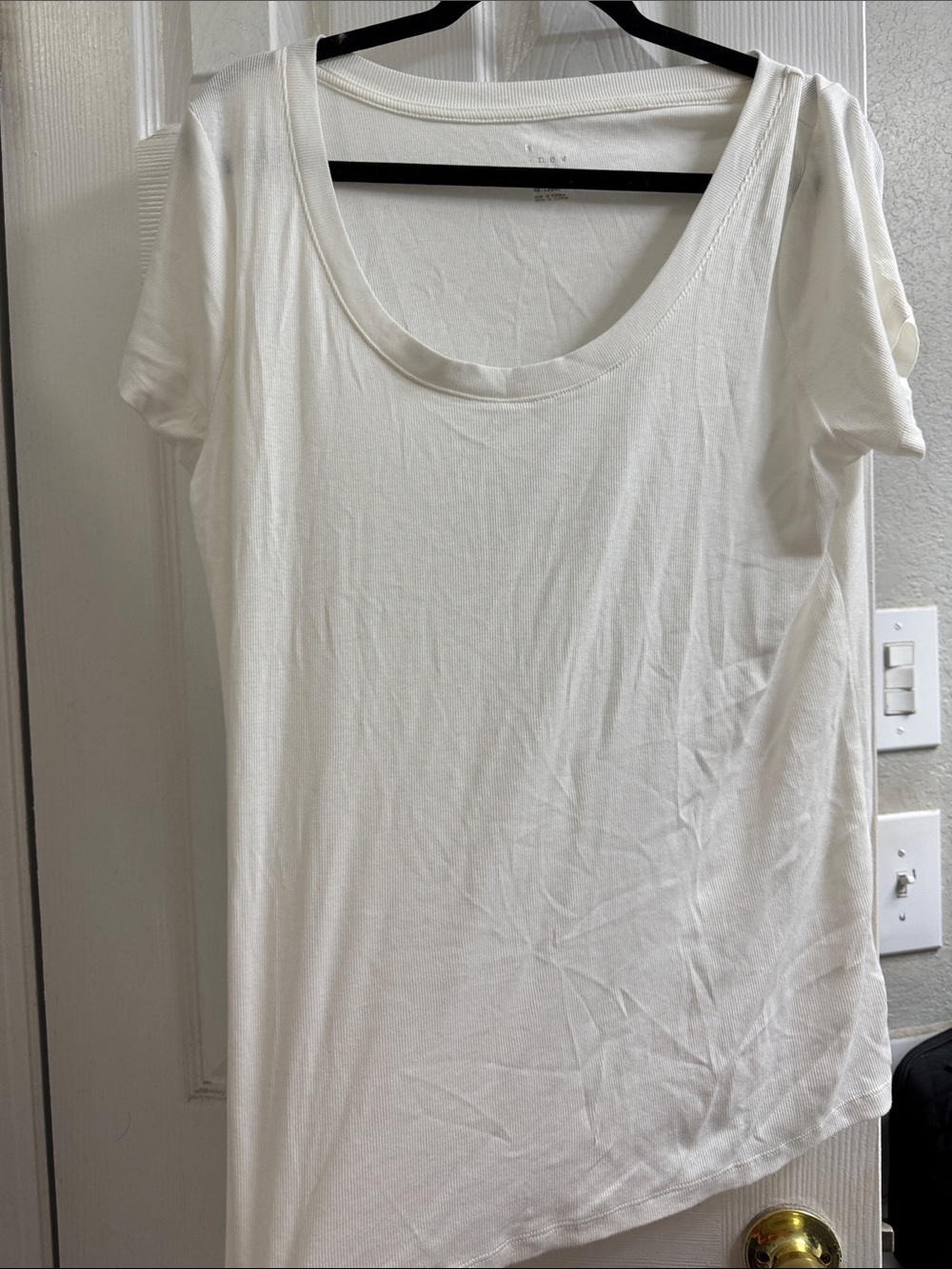 a new day White Scoop Neck Short Sleeve Tee